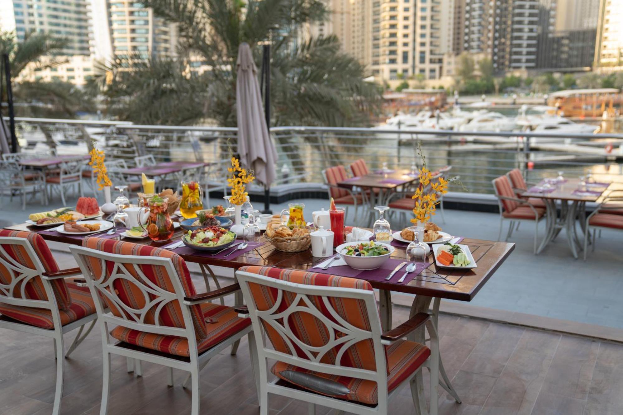 Signature Hotel Apartments And Spa Dubai Exterior photo