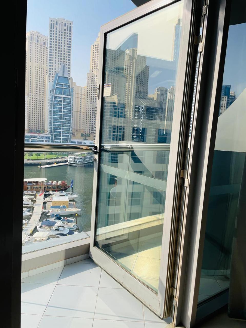 Signature Hotel Apartments And Spa Dubai Exterior photo