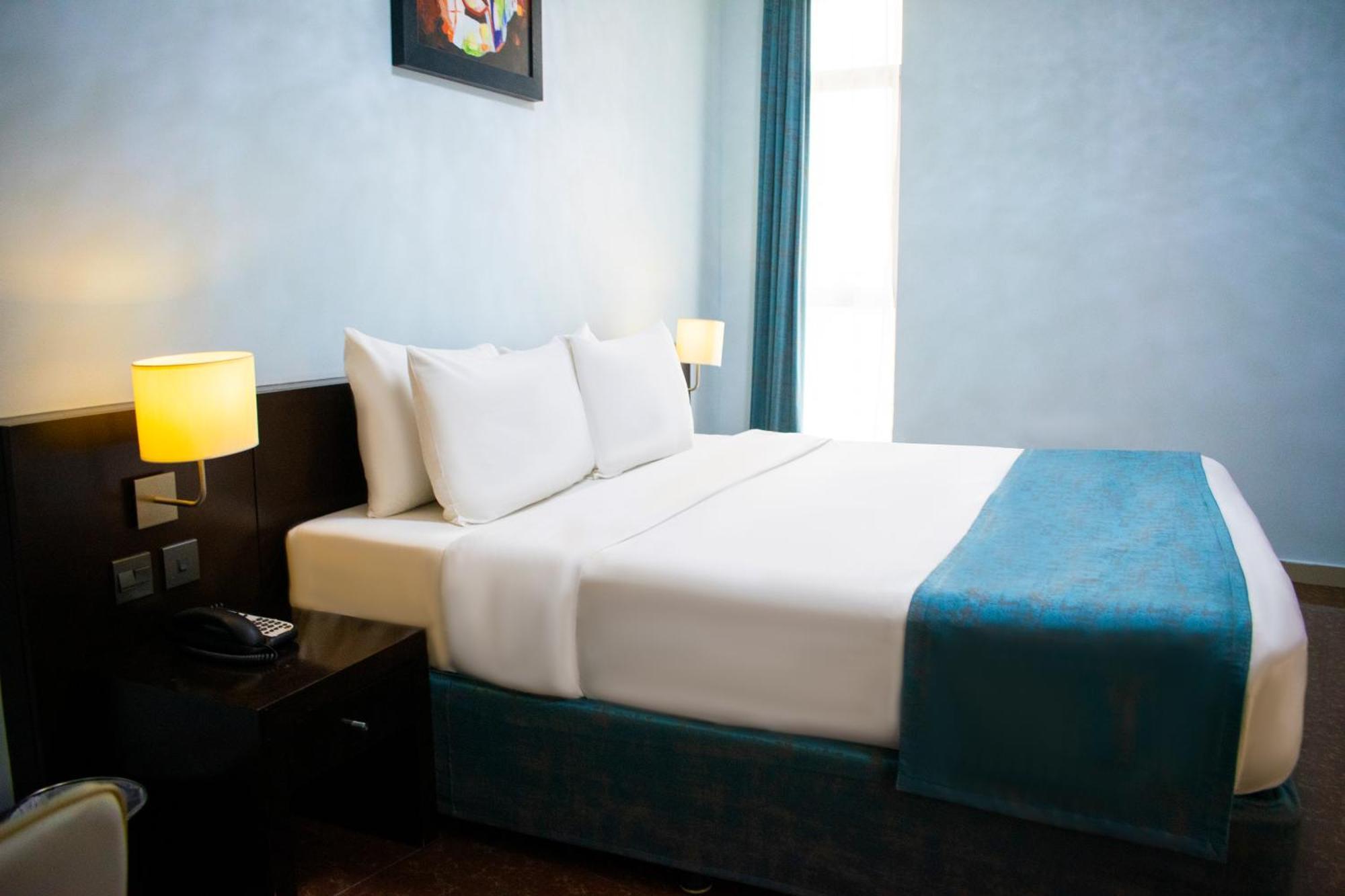 Signature Hotel Apartments And Spa Dubai Exterior photo