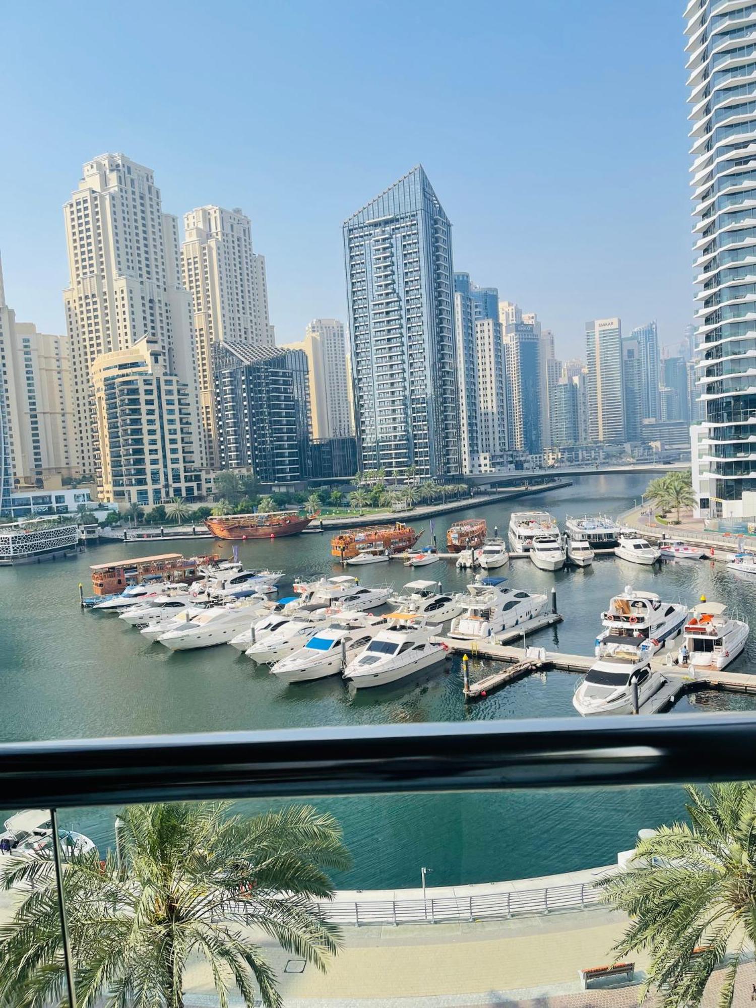 Signature Hotel Apartments And Spa Dubai Exterior photo