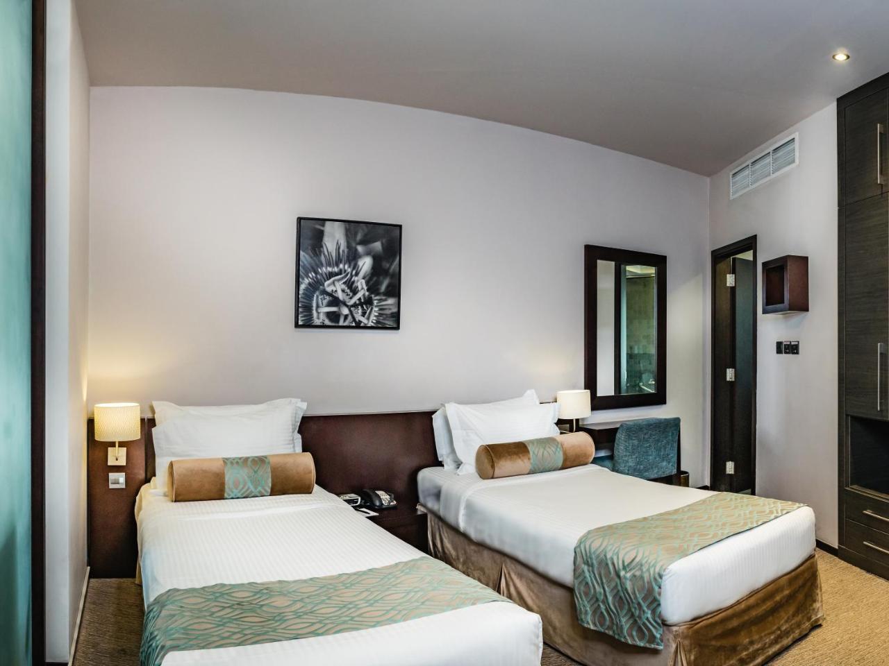 Signature Hotel Apartments And Spa Dubai Exterior photo